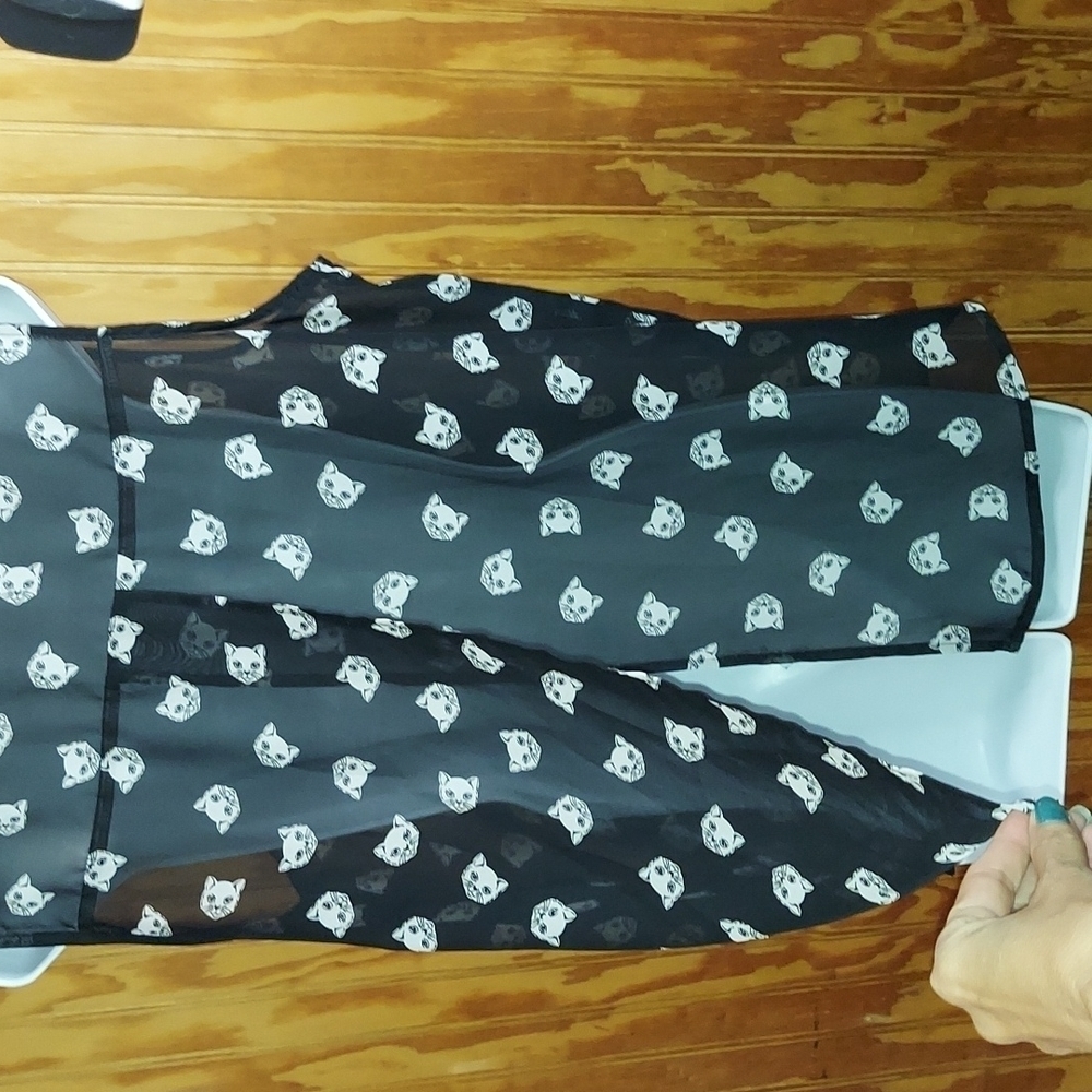 Cats Sleeveless sheer blouse - Picture 5 of 5